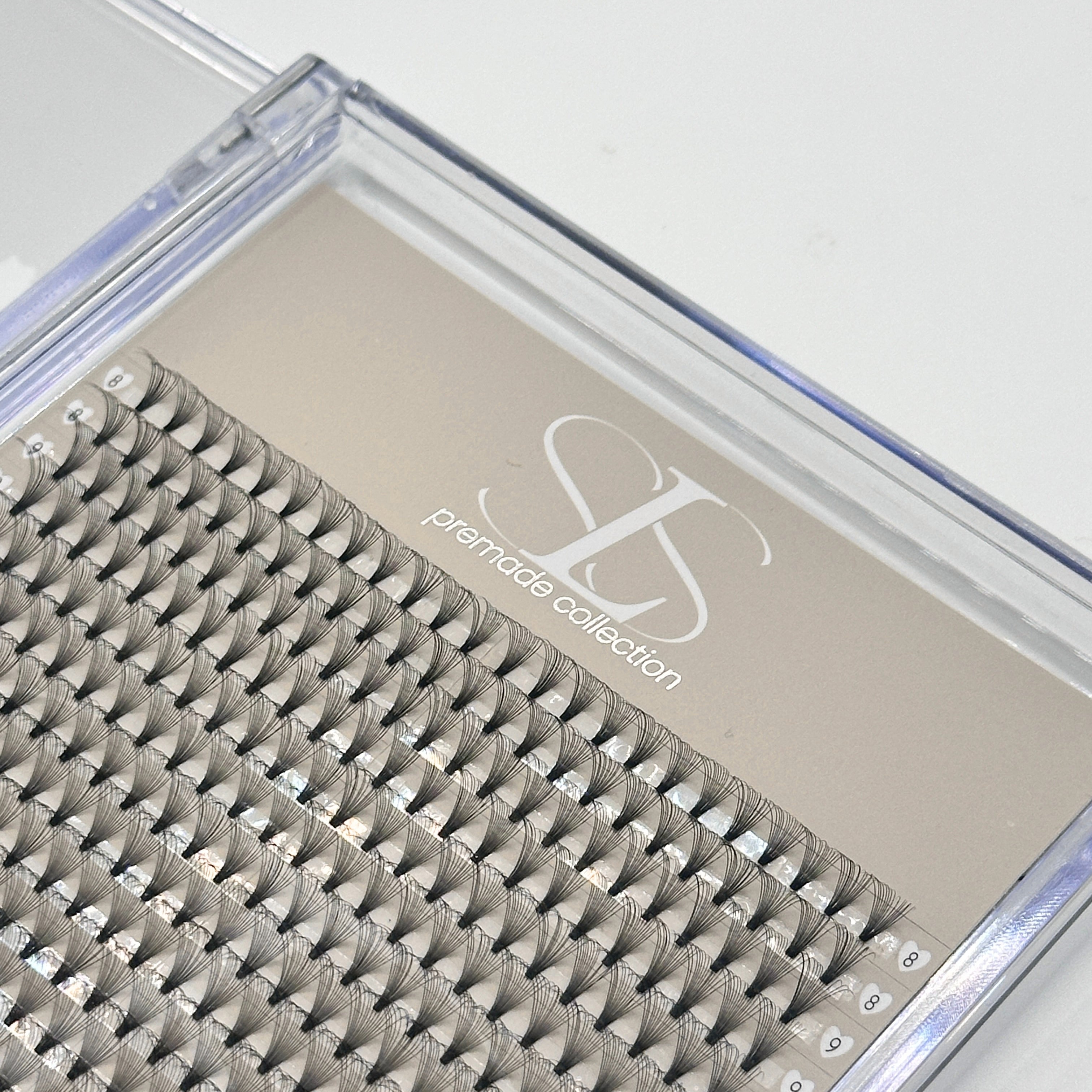 XL 14D Premade Lashes