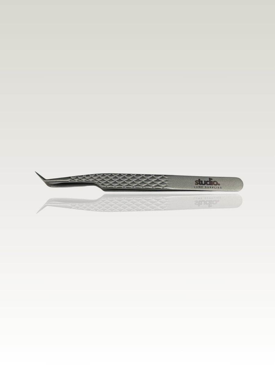 Lume Isolate | Tweezers - Studio Lume Supplies